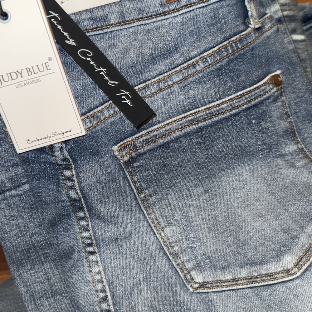Judy Blue Classic Blue Flare Jeans for Women, new - Picture 11 of 16